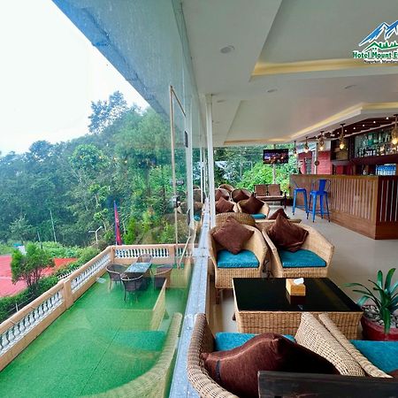 Mount Everest Hotel & Resort นาการ์ก็อต ภายนอก รูปภาพ