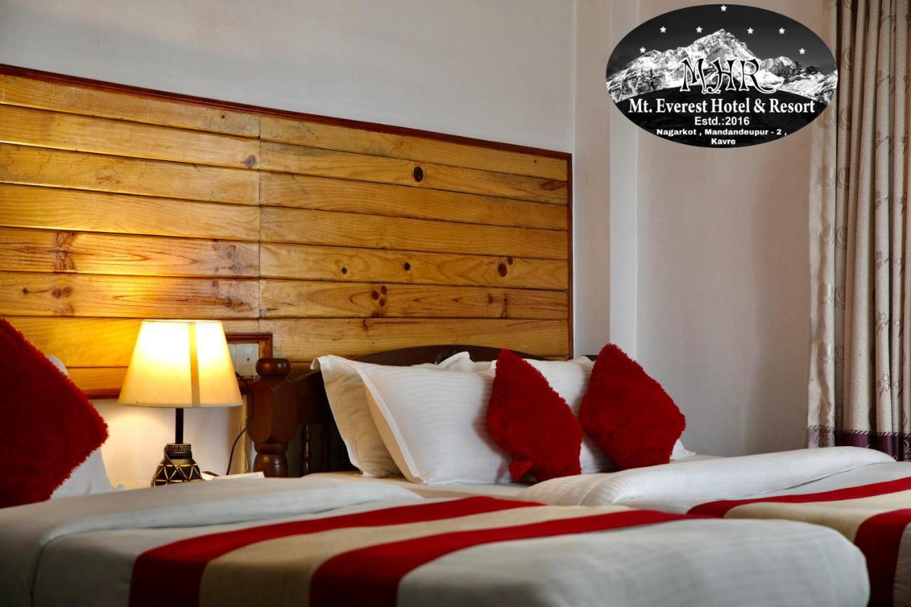 Mount Everest Hotel & Resort นาการ์ก็อต ภายนอก รูปภาพ