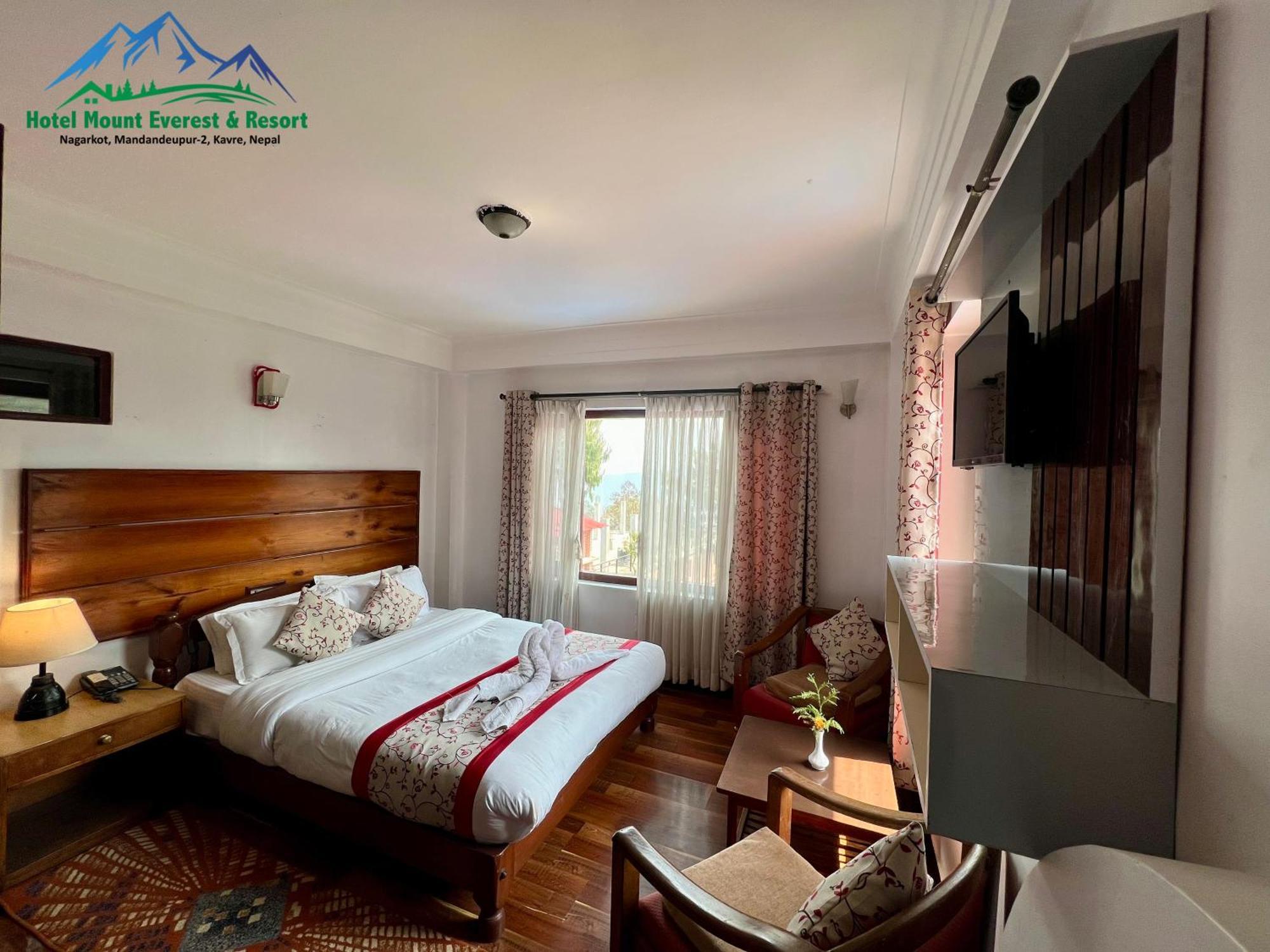Mount Everest Hotel & Resort นาการ์ก็อต ภายนอก รูปภาพ